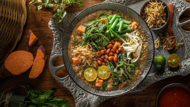 6 Makanan Khas Kalimantan Barat yang Halal dan Enak, Wajib Banget Kamu Coba!